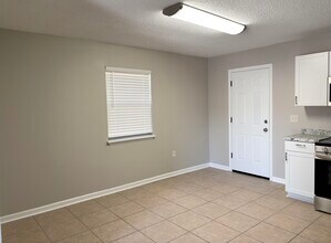 316 Lewis St in Fort Walton Beach, FL - Foto de edificio - Building Photo