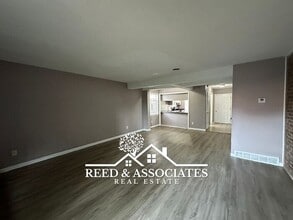 3115 Monterrey Square in Memphis, TN - Building Photo - Building Photo