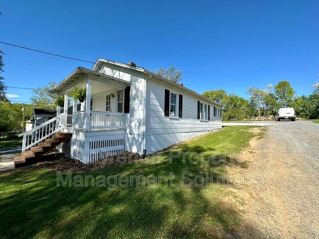 304 Straith St in Staunton, VA - Building Photo - Building Photo