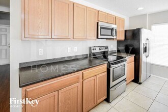 4420 Starlight Pointe Dr in Mulberry, FL - Building Photo - Building Photo