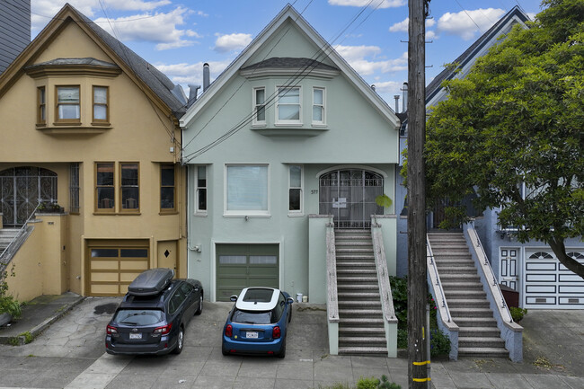 577 8th Ave in San Francisco, CA - Foto de edificio - Building Photo