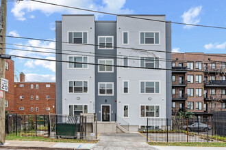 1517 Young St SE in Washington, DC - Building Photo - Building Photo