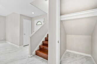 8631 Via Mallorca in San Diego, CA - Building Photo - Building Photo