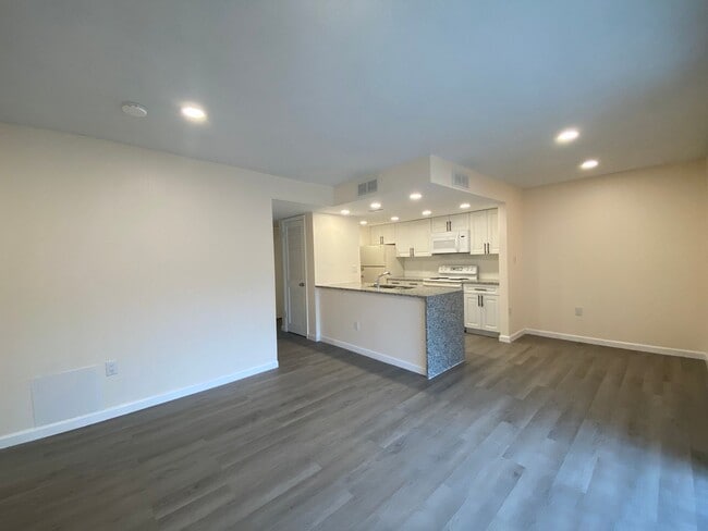 1165 Paseo De Las Flores Apt C in Casselberry, FL - Building Photo - Building Photo