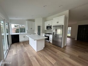 187 Walter Ave in Thousand Oaks, CA - Building Photo - Building Photo