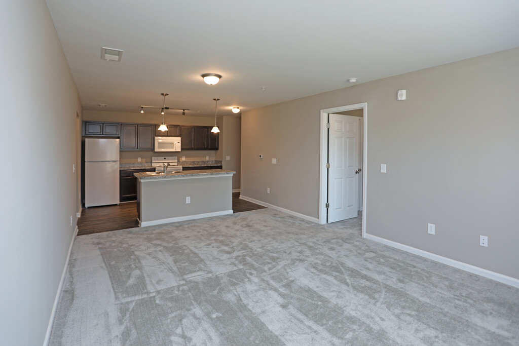 Woodland Heights of Burlington Apartments in Whitsett, NC