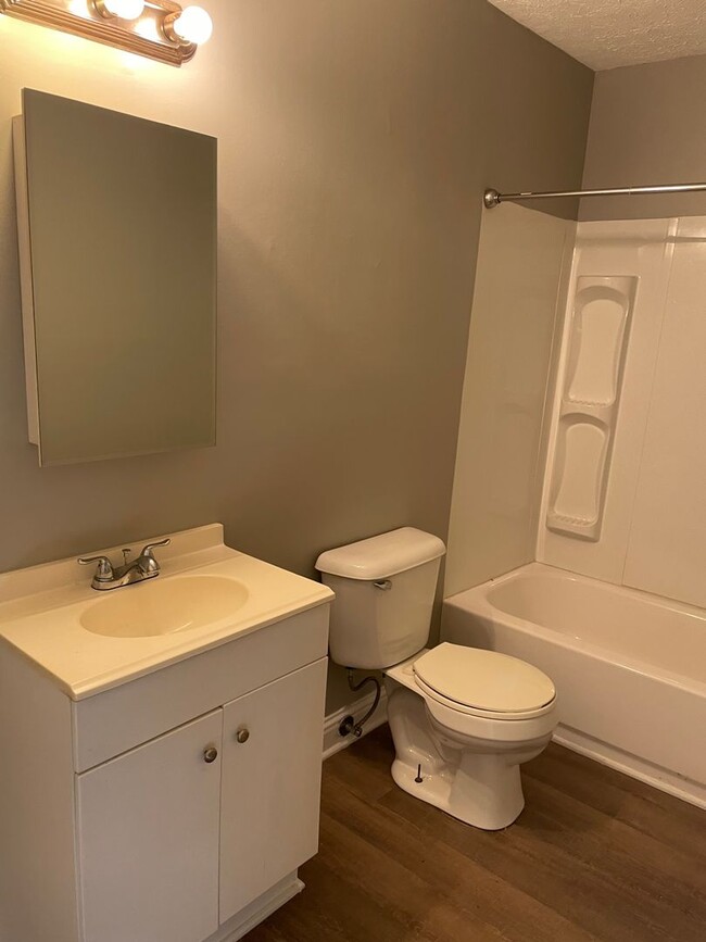 property at 430 Country Ln Dr