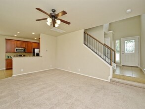 8725 White Ibis Dr in Austin, TX - Building Photo - Building Photo