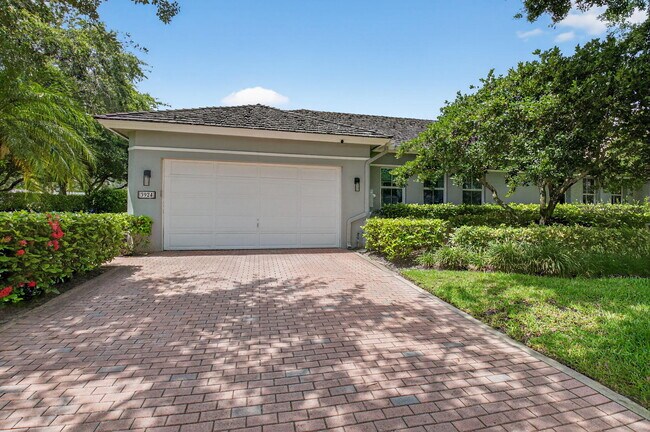 3924 NW 58th St in Boca Raton, FL - Building Photo - Building Photo