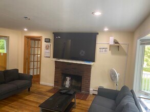7 Durkee Rd in Acton, MA - Building Photo - Building Photo