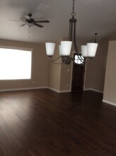 201 SE Briggs Way in Grants Pass, OR - Foto de edificio - Building Photo