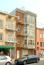 2450 Chestnut St in San Francisco, CA - Building Photo - Building Photo