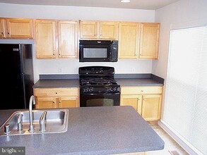 18 Glennwood Dr, Unit F5 in Newark, DE - Building Photo - Building Photo