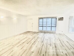 326 Serrano Ave, Unit 3 in Los Angeles, CA - Building Photo - Building Photo