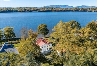 7 Steamboat Dock Ln in Barrytown, NY - Building Photo - Building Photo