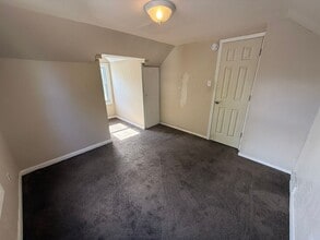 16605 Lotus Dr in Cleveland, OH - Building Photo - Building Photo
