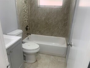 2761 NW 69th Ave in Sunrise, FL - Building Photo - Building Photo