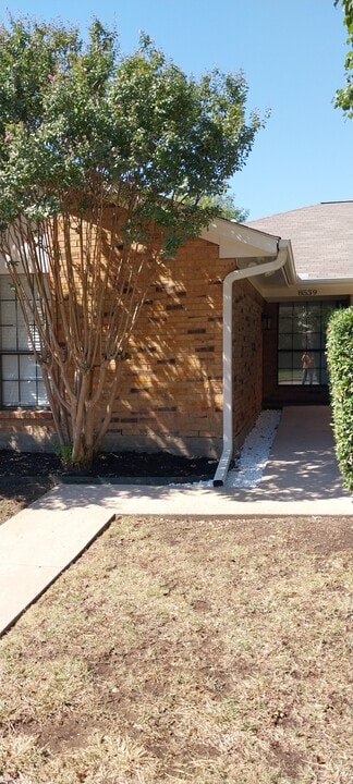 8539 Holly St in Frisco, TX - Building Photo