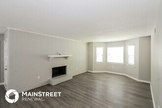 4359 Crescent Park Dr in Memphis, TN - Building Photo - Building Photo