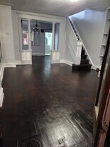 643 N Peach St in Philadelphia, PA - Building Photo