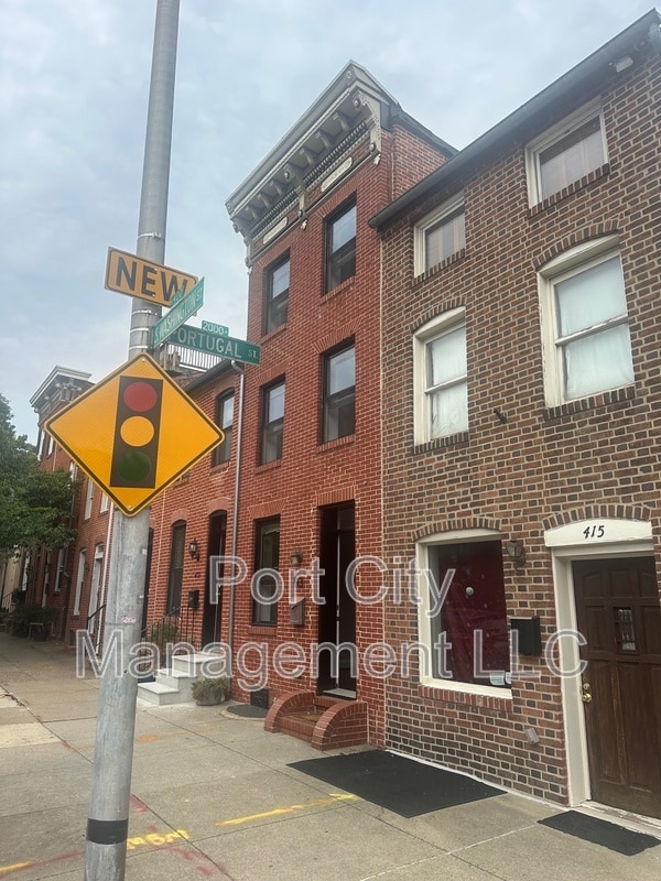 413 S Washington St in Baltimore, MD - Building Photo - Building Photo