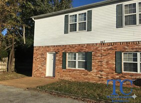 267 Foxworth Dr in Jackson, TN - Building Photo