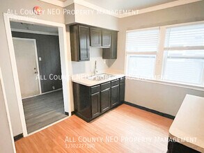 835 Nela View Rd in Cleveland Heights, OH - Building Photo - Building Photo