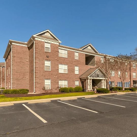 Campbell Creek Apartments in Lillington, NC - Building Photo