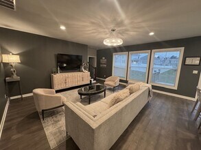 4104 Tucker Grove Ct in Jeffersontown, KY - Building Photo - Building Photo