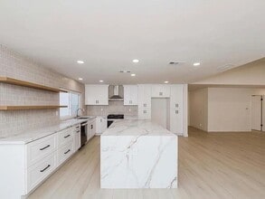 2217 Camino Del Sol in Fullerton, CA - Building Photo - Building Photo