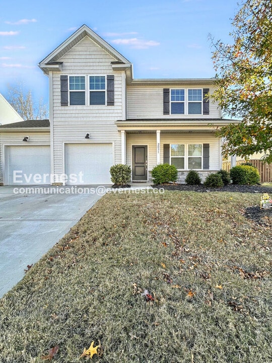 2031 Darby View Ln in Charlotte, NC - Foto de edificio