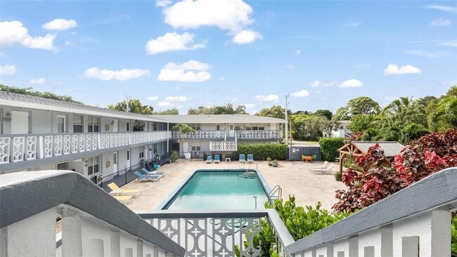 626 SW 14th Ave, Unit 216 in Fort Lauderdale, FL - Building Photo - Building Photo