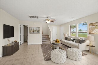 1223 Grassy View Dr in Houston, TX - Building Photo - Building Photo