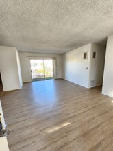 4350 Troost Ave in Los Angeles, CA - Building Photo - Building Photo