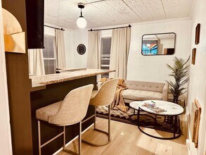 169 Broadway, Unit B in Bangor, ME - Building Photo - Building Photo