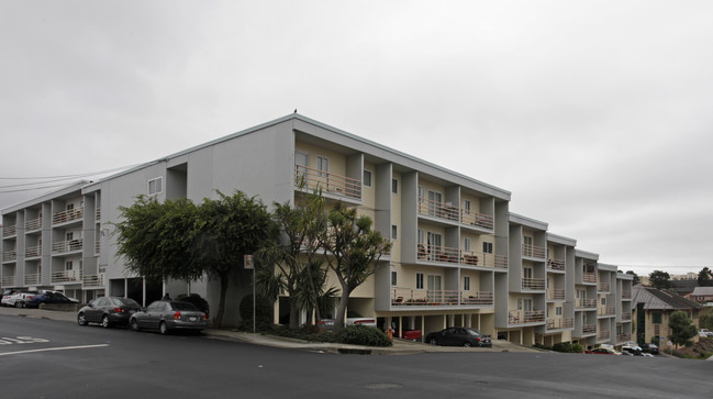 Daly City Apartments in Daly City, CA - Building Photo - Building Photo