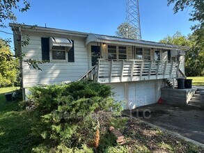 3015 N 53rd St in Kansas City, KS - Building Photo - Building Photo