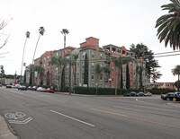 Building Photo - Franklin Plaza Apartments in Los Angeles, California
