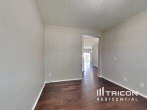 526 Kerriann Ln in Clayton, NC - Building Photo - Building Photo