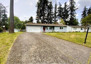 989 SE Fir Grove Loop in Hillsboro, OR - Building Photo