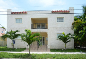 1132 NW 3rd St Apartments