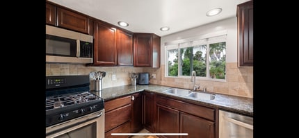 4228 Calavo Dr in La Mesa, CA - Foto de edificio - Building Photo