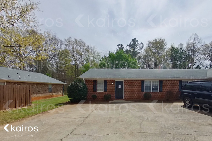 228 Deer Pkwy in Athens, GA - Building Photo