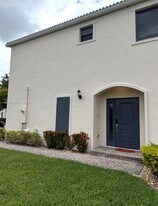 481 NE 194th Terrace in Miami, FL - Building Photo