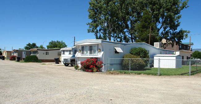 300-306 E 41st St in Garden City, ID - Building Photo - Building Photo