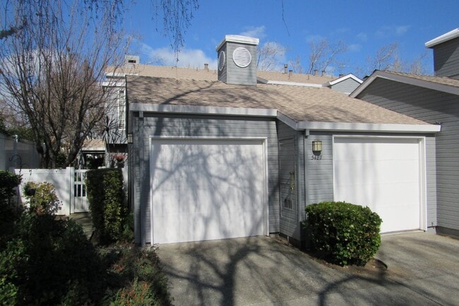 property at 5487 Cameo Ct