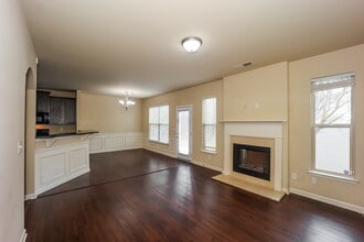 154 Seabreeze Way in Newnan, GA - Building Photo - Building Photo