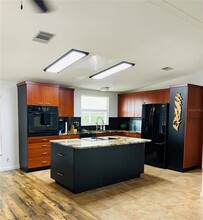 381 Bimini Dr in Palmetto, FL - Building Photo - Building Photo