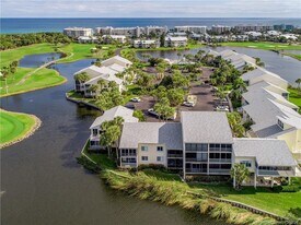 5601 NE Gulfstream Way in Stuart, FL - Building Photo