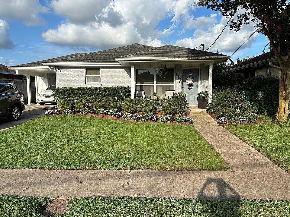 1349 Ocean Dr in Metairie, LA - Building Photo